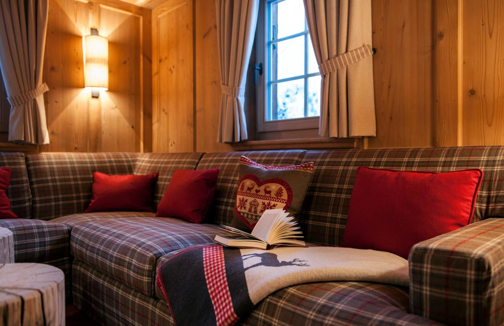 Chalet Berghof Sertig Clavadel Quarto foto
